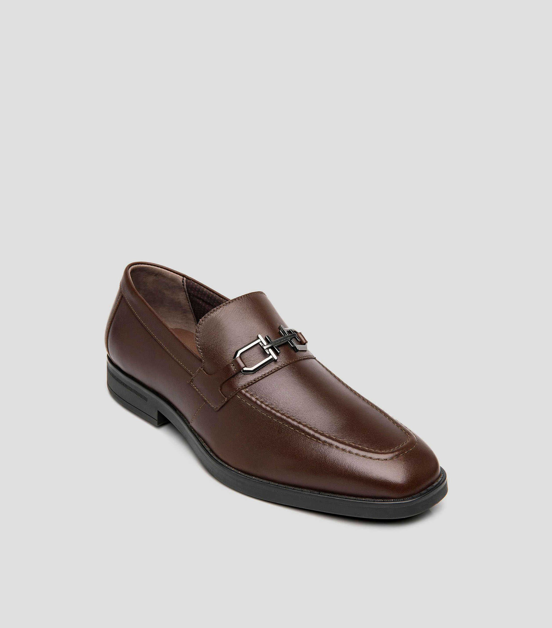 Mocasines en piel vacuna con hebilla Hombre